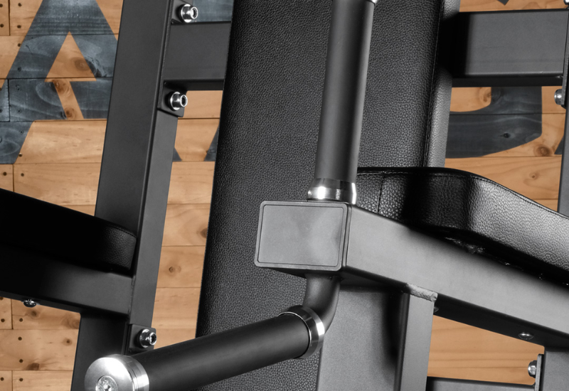 THREE OMPOUND MOVEMENTS IN ONE SPACE-SAVING STATION