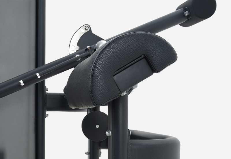 MULTI-DIMENSIONAL ADJUSTMENT FOR PRECISE GLUTE TARGETING