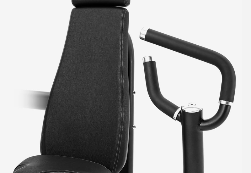 ERGONOMIC DUAL-HANDLE SYSTEM & SUPERIOR MUSCLE TARGETING